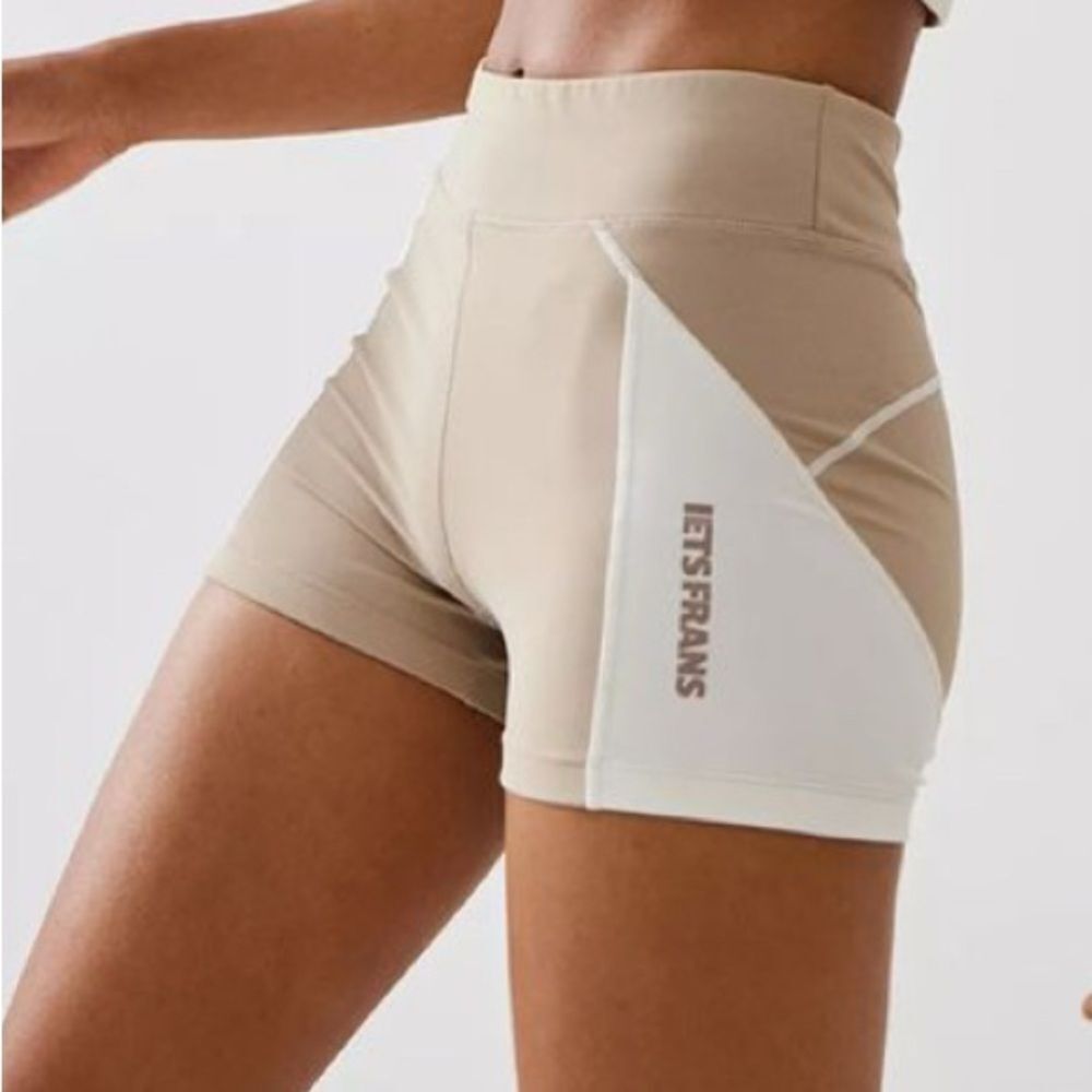 Iets Frans colorblock athletic shorts. Women's Tan and Cream Shorts large